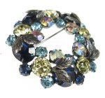 Coroコロ リースブローチ