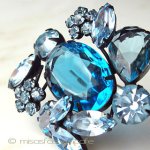 Regencyリージェンシー クリスタル花ブローチ