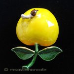 Original By Robert刻印 フルーツ　ブローチ