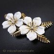 （画像用） Ｔｒｉｆａｒｉ　 トリファリ 白花ブーケ　 ブローチ