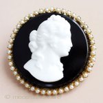 Robert ロバート ブローチ兼ペンダント Robert ロバート ブローチ兼ペンダント