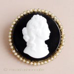 Robert ロバート ブローチ兼ペンダント Robert ロバート ブローチ兼ペンダント