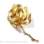 Trifari トリファリ 金のローズ花ブローチ Trifari トリファリ 金のローズ花ブローチ