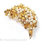 ヴィンテージブローチ BSKパール金花ブーケ