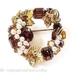 オーストリア製ブローチ パール葡萄のリース オーストリア製ブローチ パール葡萄のリース