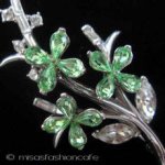 Trifari トリファリ お花ブーケ ブローチ Trifari トリファリ お花ブーケ ブローチ