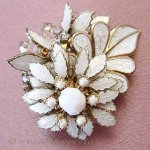 Eugene 刻印ブローチ 　Haskellデザイナー