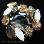 Regencyリージェンシー クリスタル花ブローチ