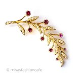 パール&ルビー木の実 ボタニカル ブローチ パール&ルビー木の実 ボタニカル ブローチ