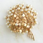 B.S.K　ブローチ