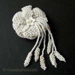 アアンティーク チェコ刻印 フローラル ブローチ