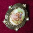 （画像用） ガラスカメオ　ブローチ