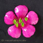 Original By Robert　 エナメルお花ブローチ