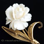 象牙アイボリー 12Kgf 　ローズ　ブローチ