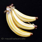 HAR　バナナ　ブローチ