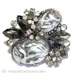 バロックパール花ブローチ