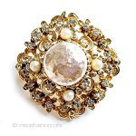 ヴィンテージジュエリー バロックパール花ブローチ ヴィンテージジュエリー バロックパール花ブローチ