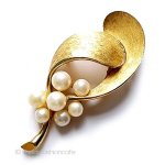 Trifari　 トリファリ ヤドリギ金ブローチ