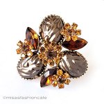 ヴィンテージジュエリー バロックパール花ブローチ