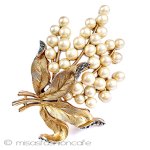 Trifari トリファリ パールの花ブーケ Trifari トリファリ パールの花ブーケ