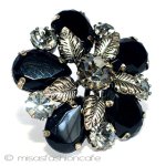 Austria製 オーストリア ガラスの花ブローチ Austria製 オーストリア ガラスの花ブローチ