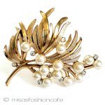Trifari トリファリ パール金葉ブローチ Trifari トリファリ パール金葉ブローチ