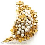 パールRSのお花ブーケ BSK刻印　ブローチ