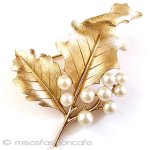 Trifari トリファリ ヒイラギ ブローチ Trifari トリファリ ヒイラギ ブローチ