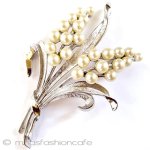 Trifari　 トリファリ パール花束ブローチ