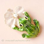 Original By Robert　 蛙カエル　ブローチ