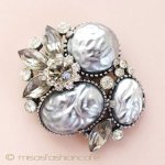 バロックパール花ブローチ