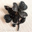 （画像用） Blackすみれの花　ブローチ