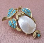 クラウントリファリ Trifari　ブローチ