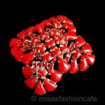 レッドガラス ブローチ