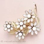 クラウン トリファリ ＴＲＩＦＡＲＩ　花ブローチ