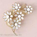 クラウン トリファリ ＴＲＩＦＡＲＩ　花ブローチ