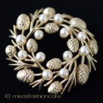 Trifari　トリファリ 松ぼっくり　ブローチ　