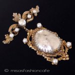 アンティーク　ブローチ バロックパール