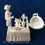 猫のレストラン ブローチ 猫のレストラン ブローチ