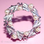 Trifari トリファリ アイビーの葉 リース Trifari トリファリ アイビーの葉 リース