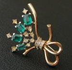 クラウントリファリ Trifariリボンブローチ