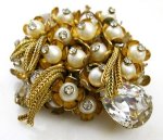 クリスタル＊パール フラワー＊ブローチ