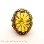 ハニー・カットグラス アンティーク　リング