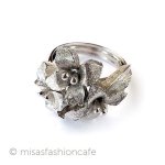 Trifariトリファリ　花束 アンティークリング指輪