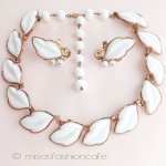 Trifari　トリファリ ミルクガラスのセット