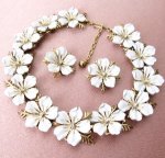 クラウントリファリ ネックレス＆イヤリング