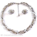 Trifari　 トリファリ 銀葉＆リボンセット