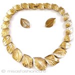 Trifari　 トリファリ 金の葉　セット