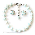 Trifari　 トリファリ 水玉模様ミルクガラス