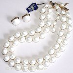 Ｔｒｉｆａｒｉ　 トリファリ バロックパールのセット